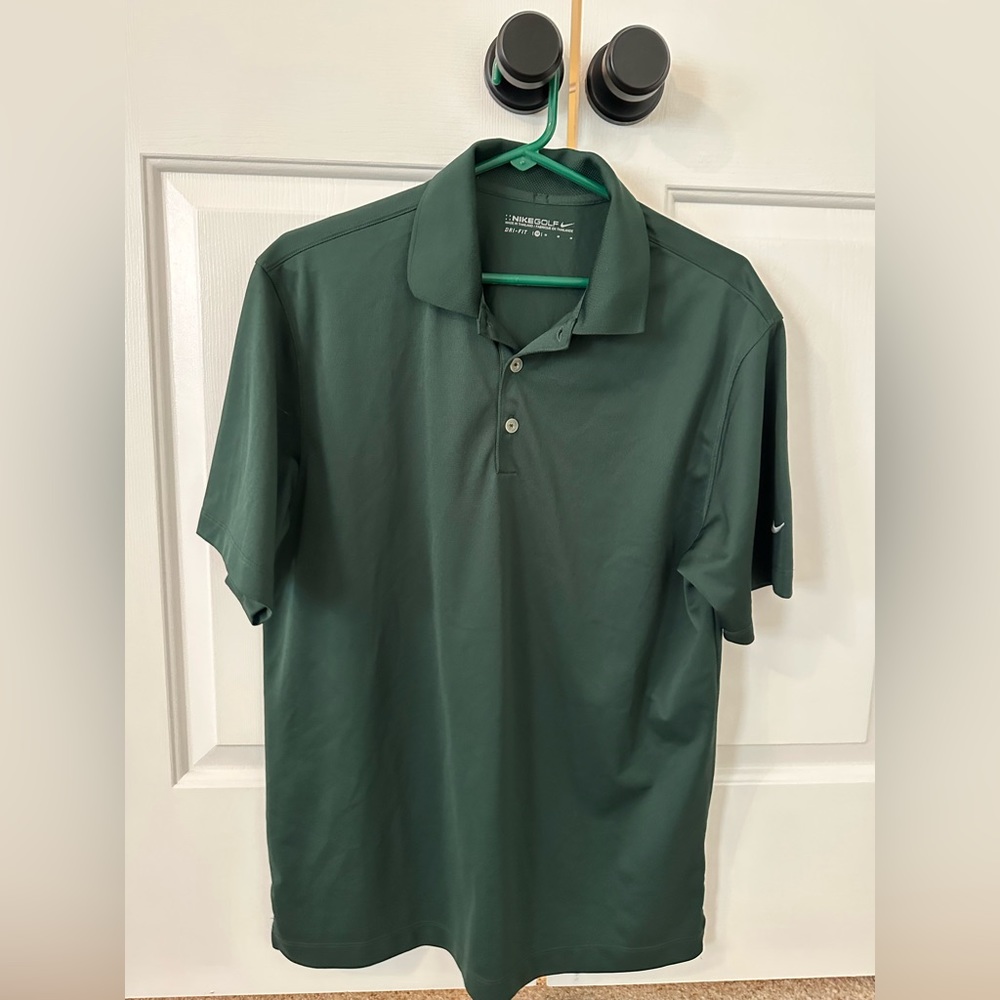 Men’s Nike Golf Polo size medium